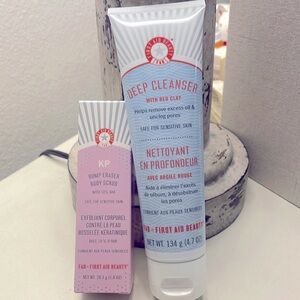 First Aid Beauty Set